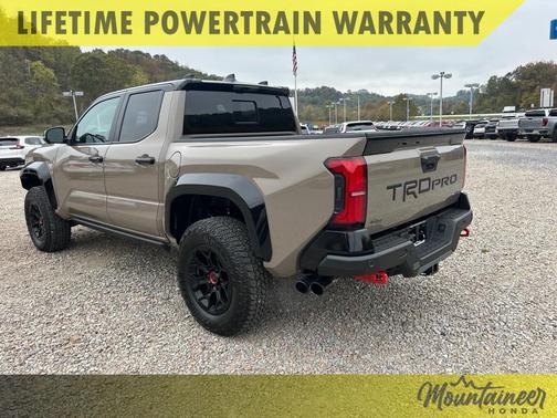 2025 Toyota Tacoma Hybrid Trailhunter