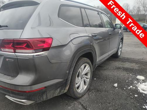 2022 Volkswagen Atlas 2.0T SE w/Technology 4MOTION