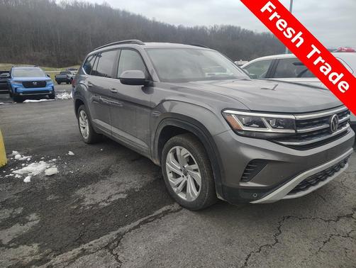 2022 Volkswagen Atlas 2.0T SE w/Technology 4MOTION