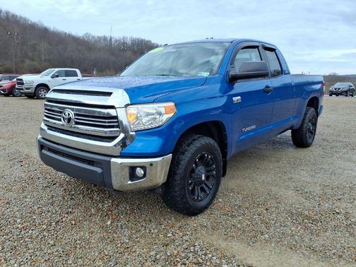 2017 Toyota Tundra SR5