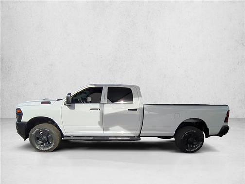2026 RAM 2500 Tradesman Crew Cab 4x4 8' Box