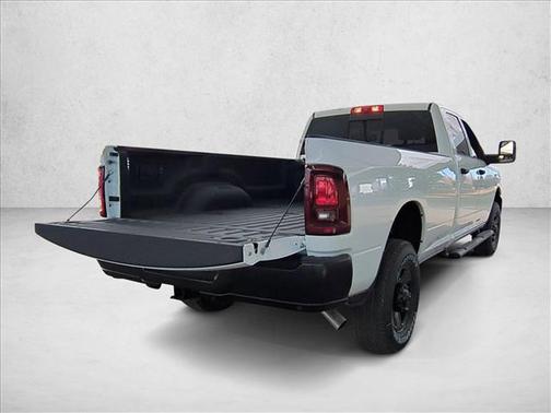 2026 RAM 2500 Tradesman Crew Cab 4x4 8' Box