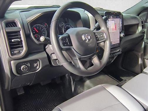 2026 RAM 2500 Tradesman Crew Cab 4x4 8' Box