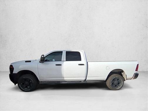 2026 RAM 2500 Tradesman Crew Cab 4x4 8' Box