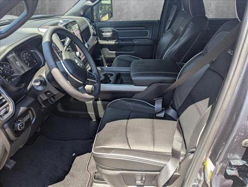 2025 RAM 3500 Laramie Crew Cab 4x4 8' Box