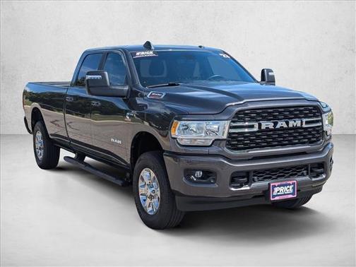 2023 RAM 3500 Big Horn Crew Cab 4x4 8' Box