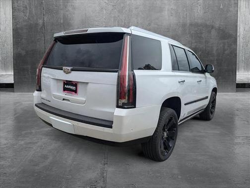 2017 Cadillac Escalade Premium Luxury