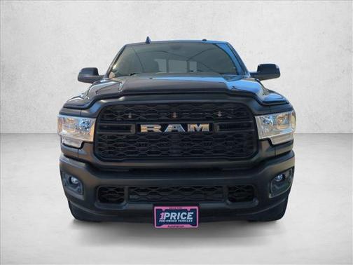 2022 RAM 2500 Tradesman Crew Cab 4x4 6'4' Box