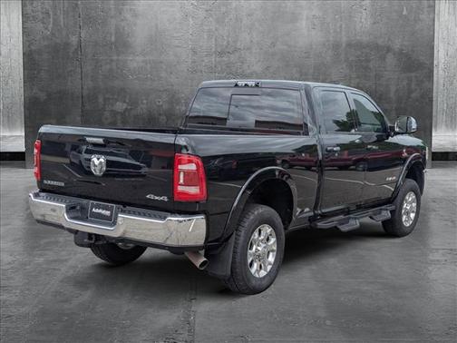 2021 RAM 2500 Laramie Crew Cab 4x4 6'4' Box