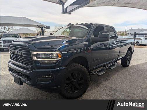 Patriot Blue Pearlcoat 2024 RAM 3500 Laramie Crew Cab 4x4 8' Box