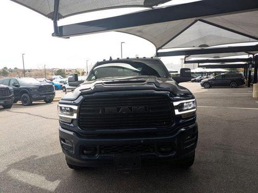 Patriot Blue Pearlcoat 2024 RAM 3500 Laramie Crew Cab 4x4 8' Box