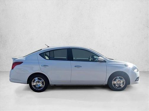 2015 Nissan Versa 1.6 SV