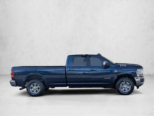 2022 RAM 2500 Laramie Crew Cab 4x4 8' Box