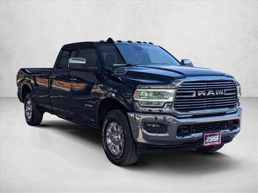2022 RAM 2500 Laramie Crew Cab 4x4 8' Box