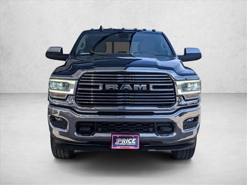 2022 RAM 2500 Laramie Crew Cab 4x4 8' Box