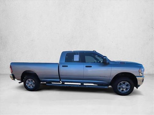 2023 RAM 2500 Big Horn Crew Cab 4x4 8' Box