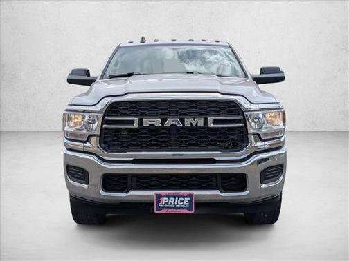 2020 RAM 3500 Tradesman Crew Cab 4x4 8' Box