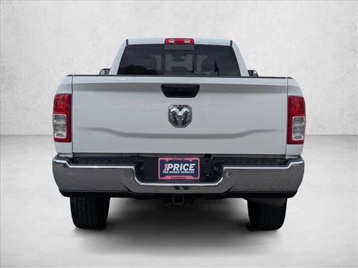 2020 RAM 3500 Tradesman Crew Cab 4x4 8' Box