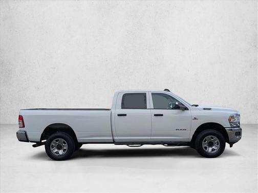 2020 RAM 3500 Tradesman Crew Cab 4x4 8' Box