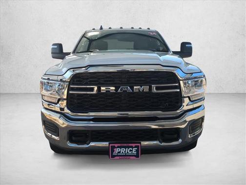 2024 RAM 3500 Tradesman Crew Cab 4x4 8' Box