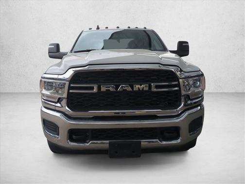 2024 RAM 3500 Tradesman Crew Cab 4x4 8' Box