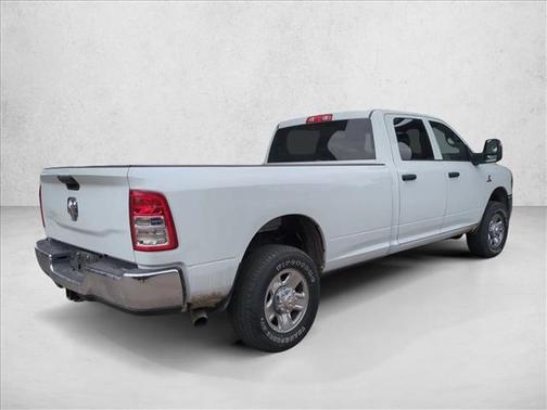 2024 RAM 3500 Tradesman Crew Cab 4x4 8' Box