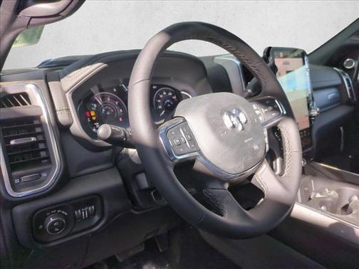 2026 RAM 3500 Laramie Crew Cab 4x4 6'4' Box