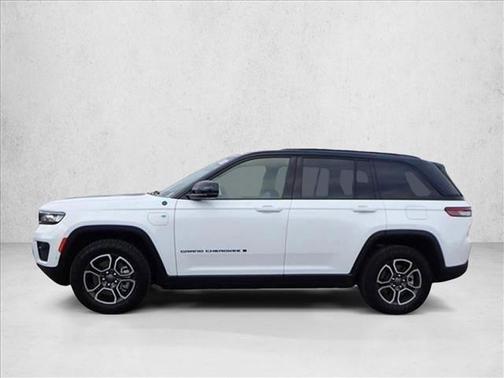 2022 Jeep Grand Cherokee 4xe Trailhawk