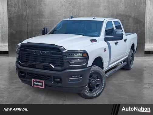 2025 RAM 3500 Tradesman Crew Cab 4x4 6'4' Box