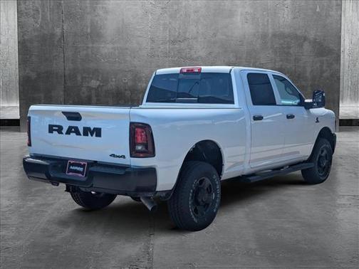 2025 RAM 3500 Tradesman Crew Cab 4x4 6'4' Box