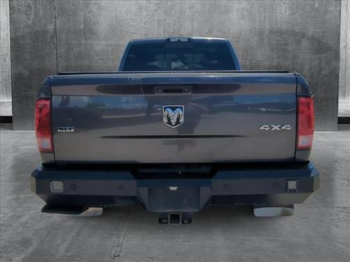 2016 RAM 3500 SLT