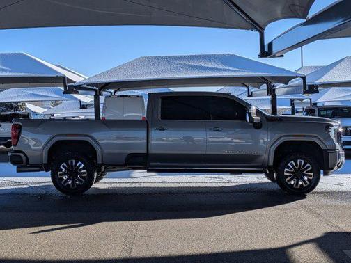 2025 GMC Sierra 3500 Denali
