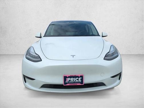 2022 Tesla Model Y Long Range Dual Motor All-Wheel Drive