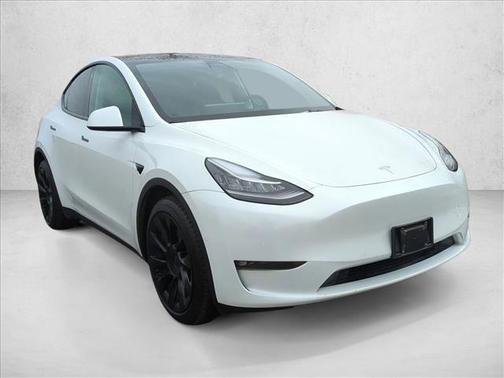 2022 Tesla Model Y Long Range Dual Motor All-Wheel Drive
