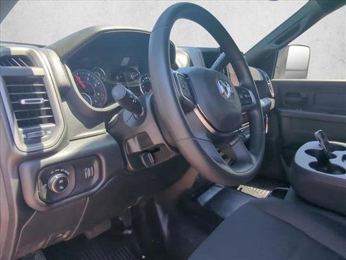 2025 RAM 3500 Tradesman Crew Cab 4x4 8' Box