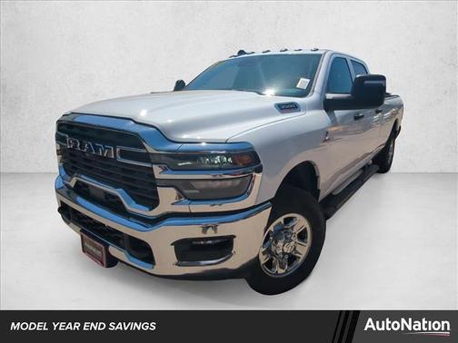 2025 RAM 3500 Tradesman Crew Cab 4x4 8' Box