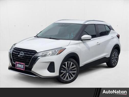 2022 Nissan Kicks SV