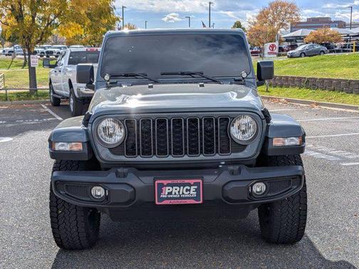2025 Jeep Gladiator Nighthawk