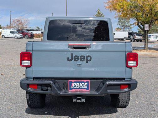 2025 Jeep Gladiator Nighthawk