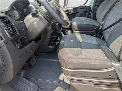 2025 RAM ProMaster 2500 Tradesman