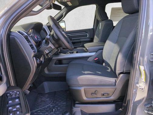 2026 RAM 3500 Big Horn Crew Cab 4x4 8' Box