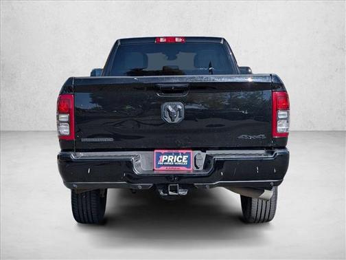 2019 RAM 3500 Big Horn Crew Cab 4x4 8' Box