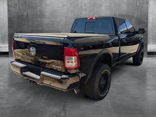 2022 RAM 2500 Big Horn Crew Cab 4x4 6'4' Box