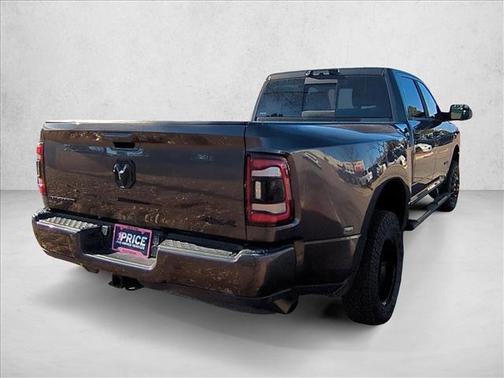 2022 RAM 3500 Big Horn Crew Cab 4x4 8' Box