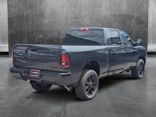 2025 RAM 2500 Big Horn Crew Cab 4x4 6'4' Box