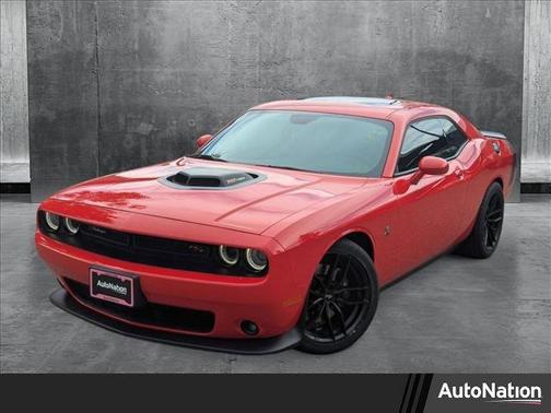 2016 Dodge Challenger R/T Scat Pack