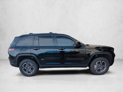2022 Jeep Grand Cherokee Trailhawk