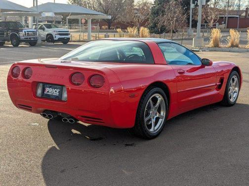 2004 Chevrolet Corvette Base