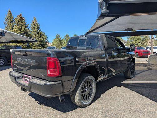 2026 RAM 3500 Limited Crew Cab 4x4 6'4' Box