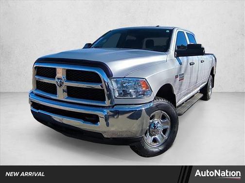 2018 RAM 3500 Tradesman Crew Cab 4x4 8' Box